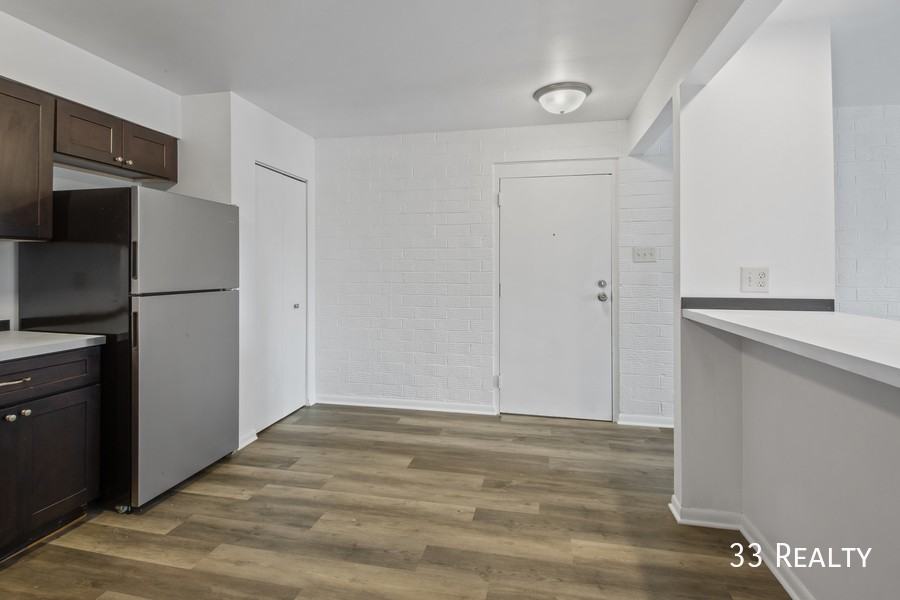 2386 Dixie Dr #B - Photo 3 of 13