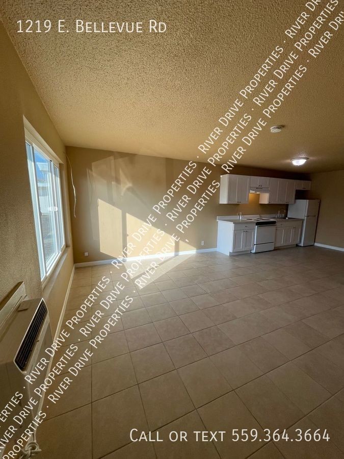 1219 E Bellevue Rd - Photo 2 of 13