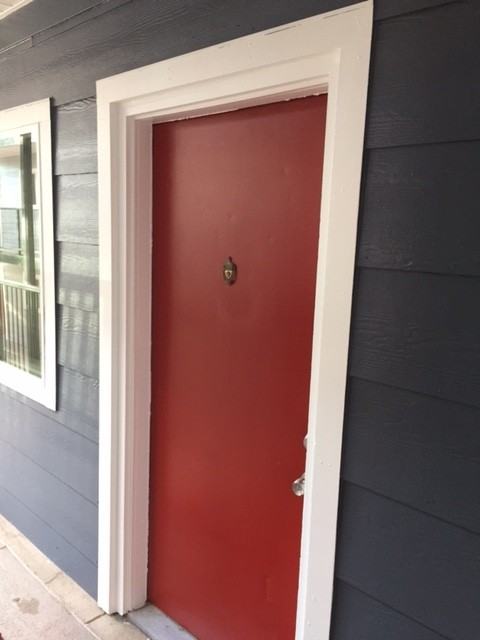 1829 Warren Ave #103 - Photo 2 of 8