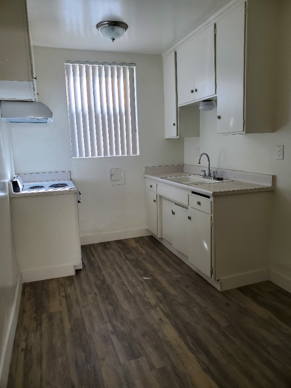 1605 Lomita Blvd #2 - Photo 2 of 6