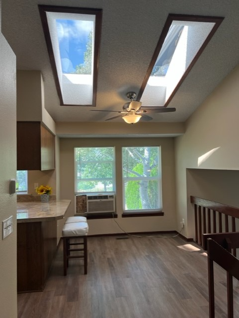 2917 S Bahama St - Photo 3 of 14