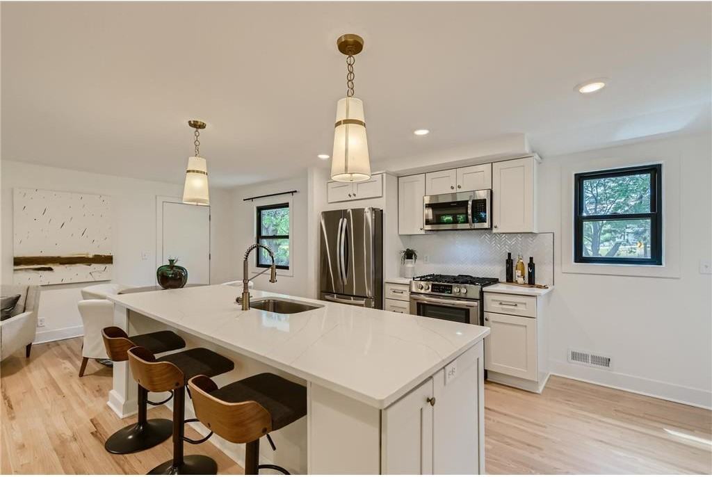 6232 Parnell Ave #NA - Photo 3 of 8