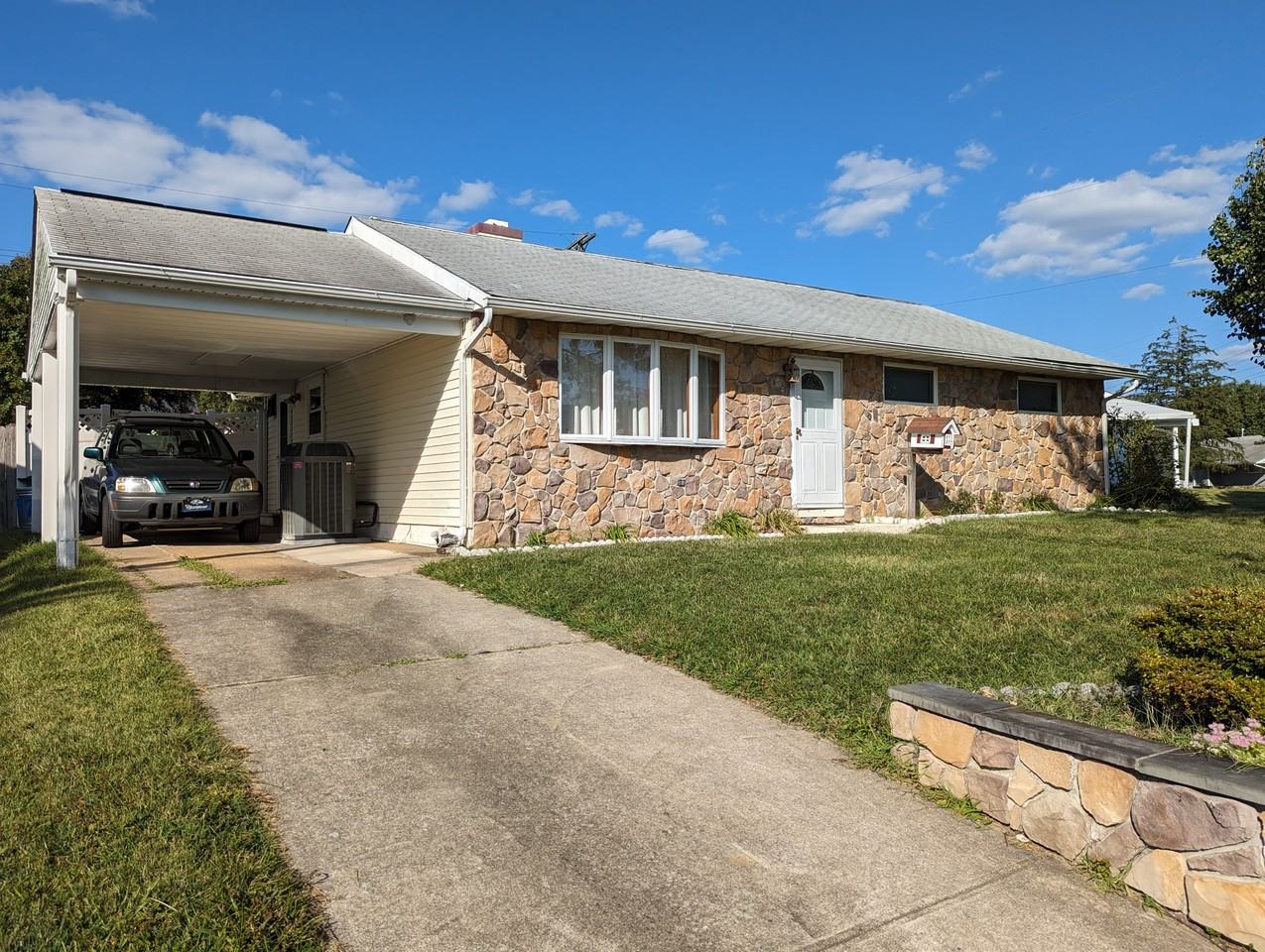 4724 Mawani Rd #NA - Photo 2 of 15