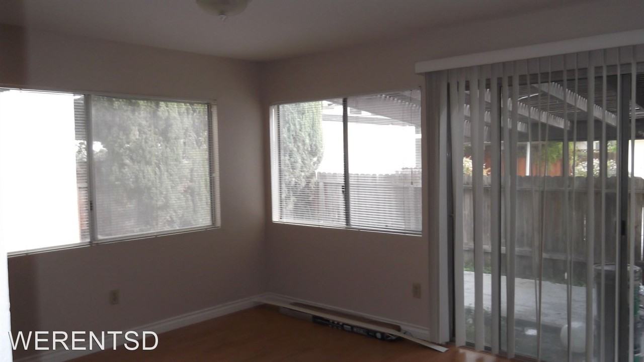 10728 Escobar Dr - Photo 3 of 16