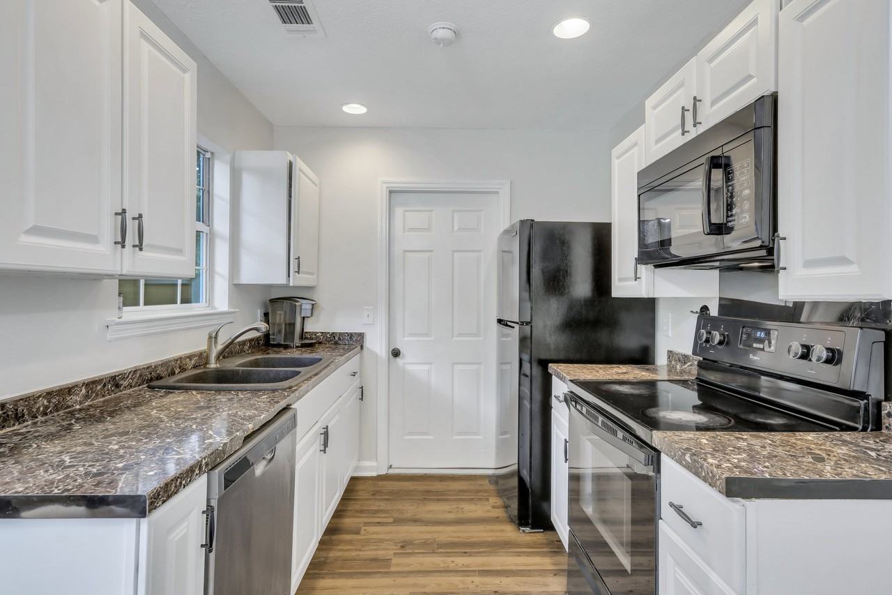 266 Bald Eagle Dr #1 - Photo 5 of 5