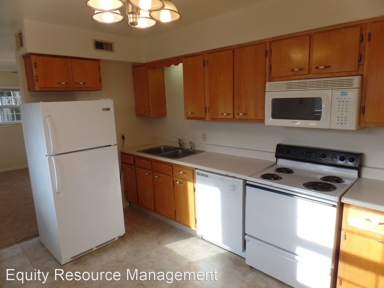 1501 Franklin Street - Photo 2 of 35