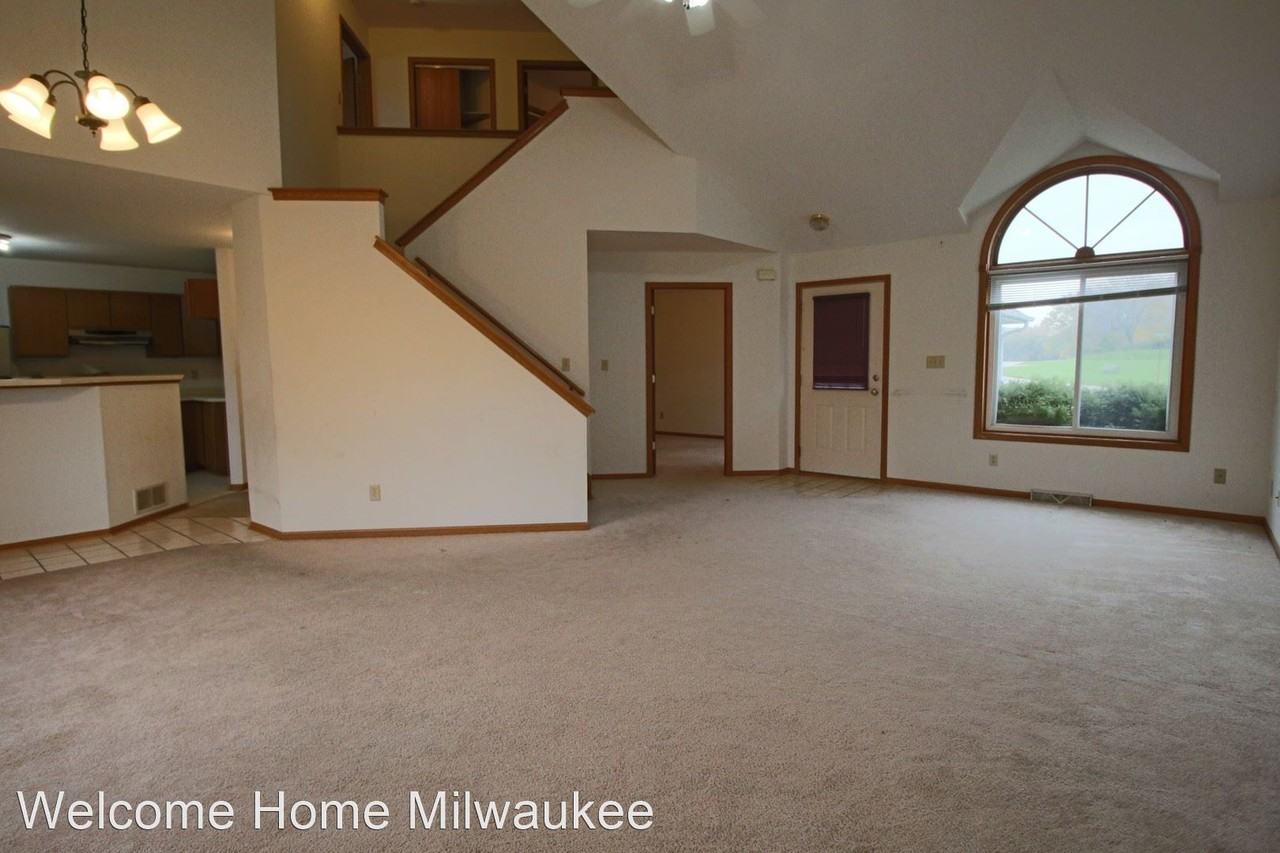 18900-18910 Hi View Drive - Photo 2 of 7