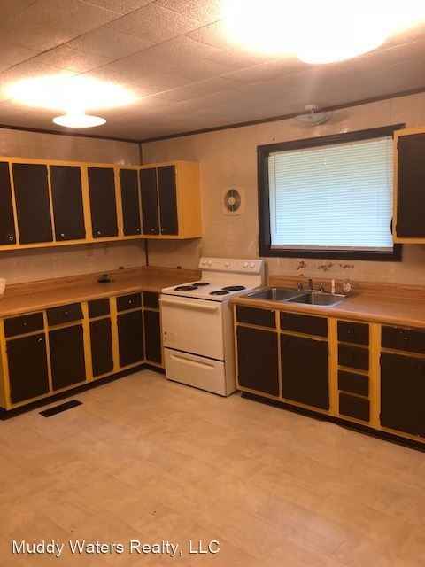 1014 County Road 131 - Photo 3 of 13