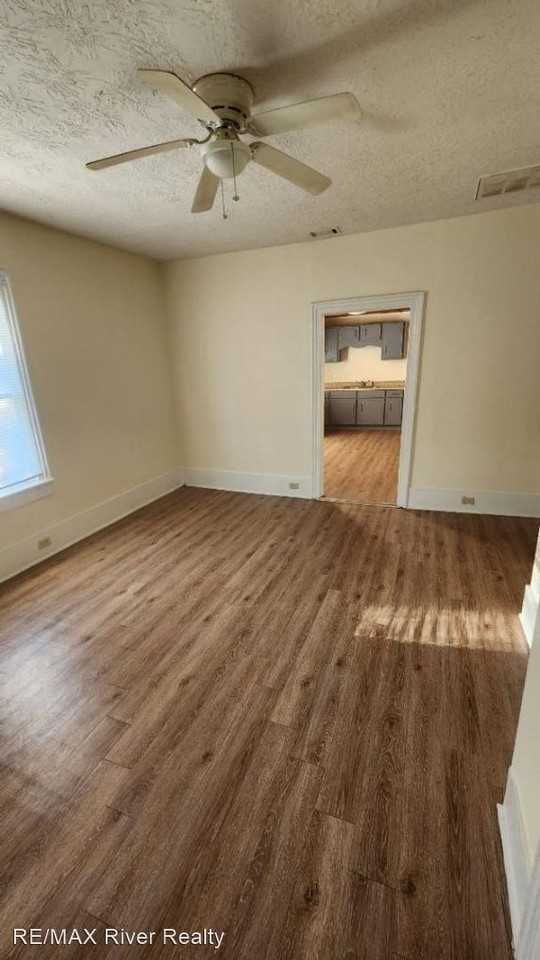 Curry Street - Photo 3 of 8