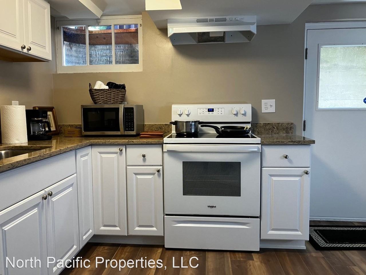 2808 28th Ave W - Photo 3 of 7