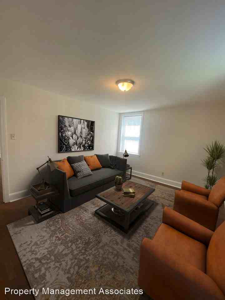 1301 Montgomery Ave - Photo 2 of 2