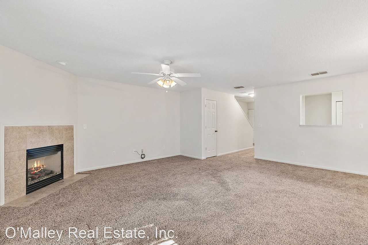 450 Dutton Island Rd W - Photo 3 of 20