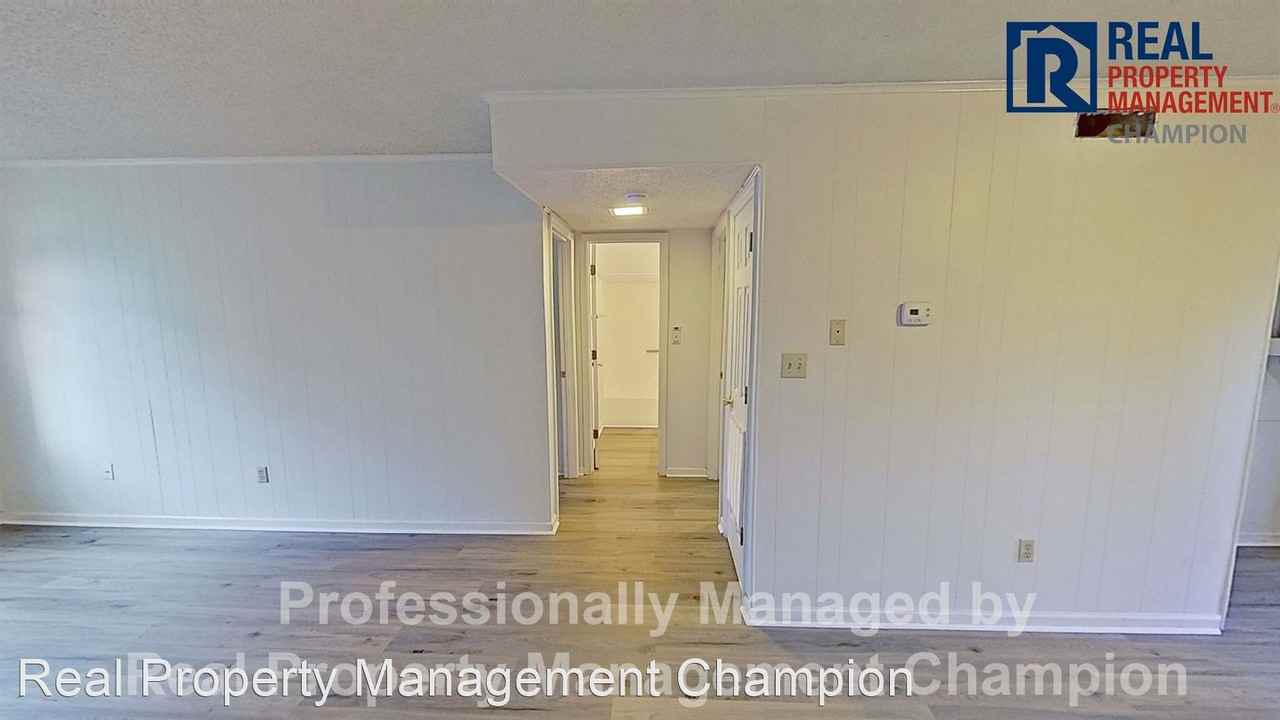 Zack Circle - Photo 2 of 16