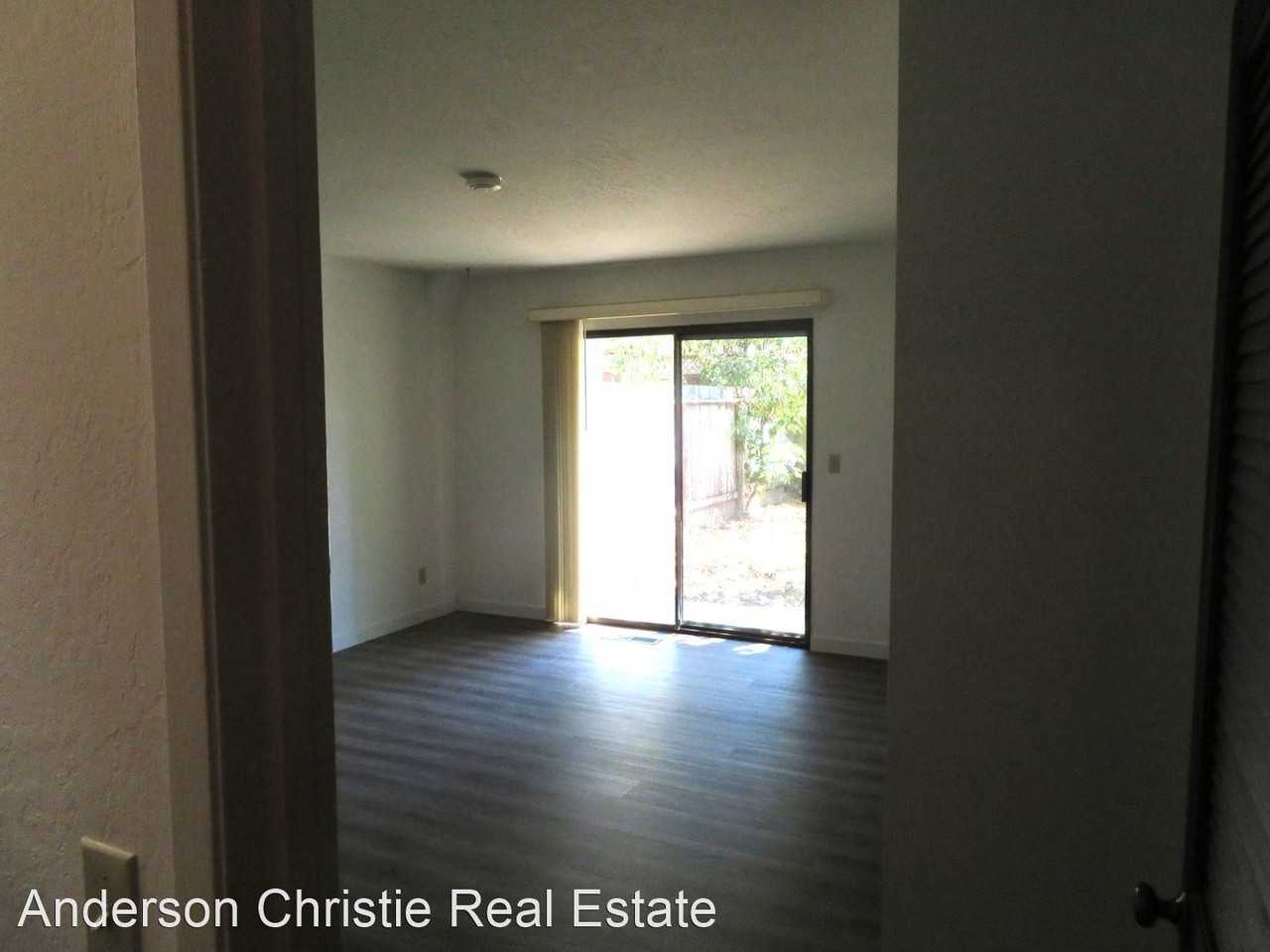 123 / 133 Provincetown Ct - Photo 3 of 20