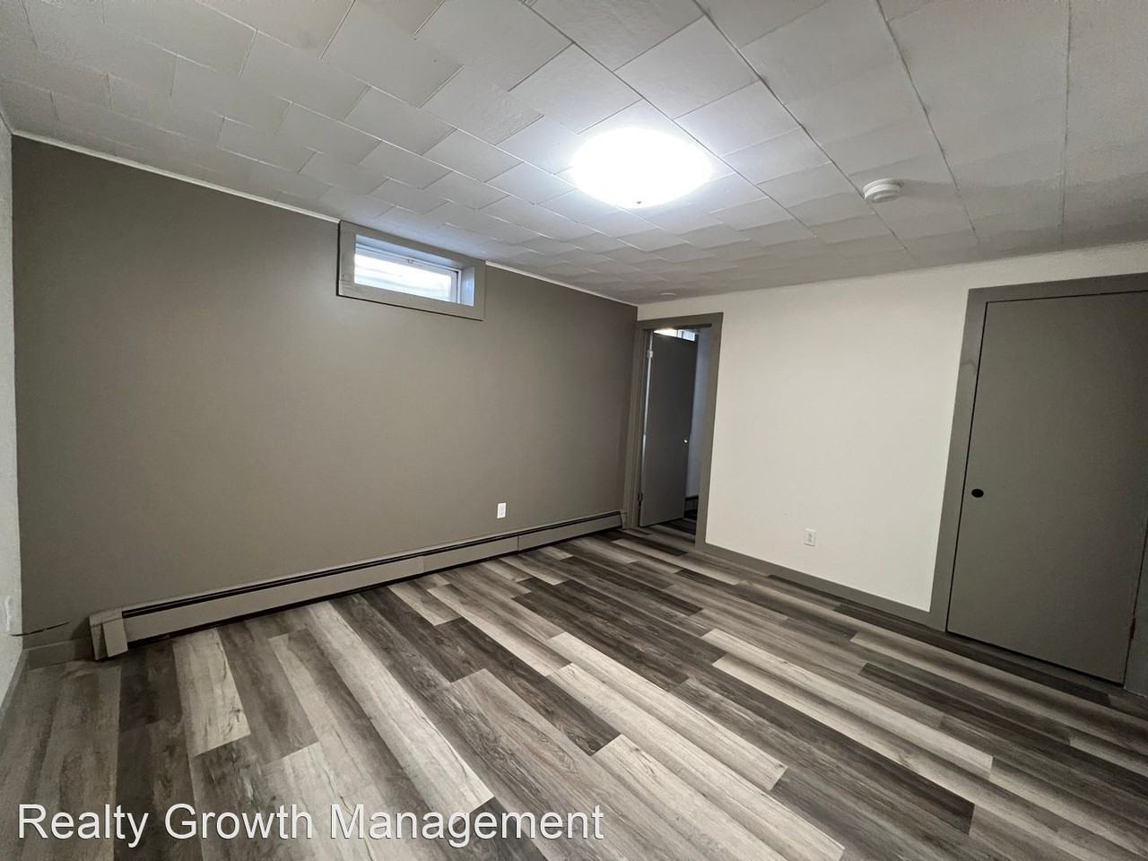 1120 4 1/2 St NW - Photo 3 of 11