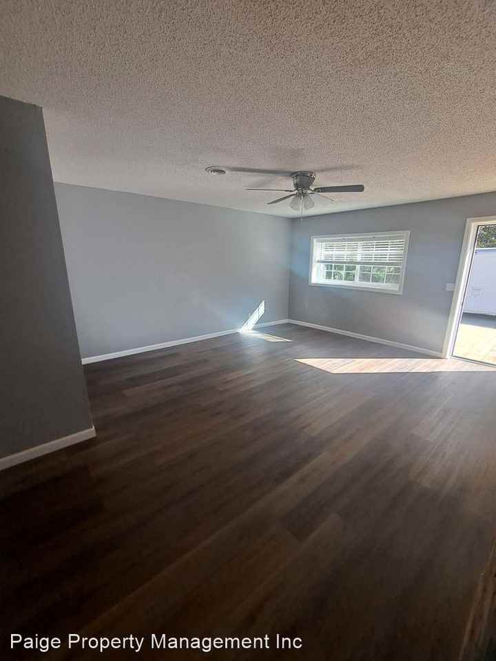 Midway Meadows - Photo 2 of 11