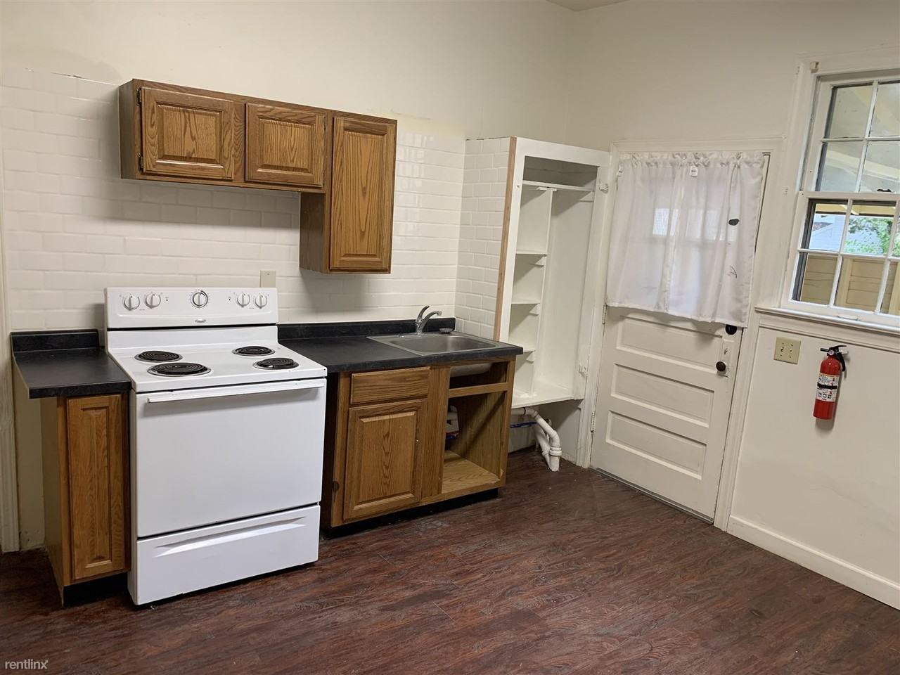 523 W Vine St - Photo 2 of 10