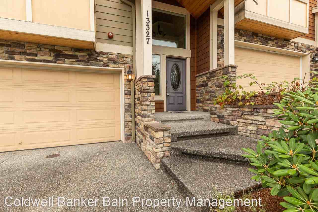 13327 Ne 152nd St - Photo 2 of 19