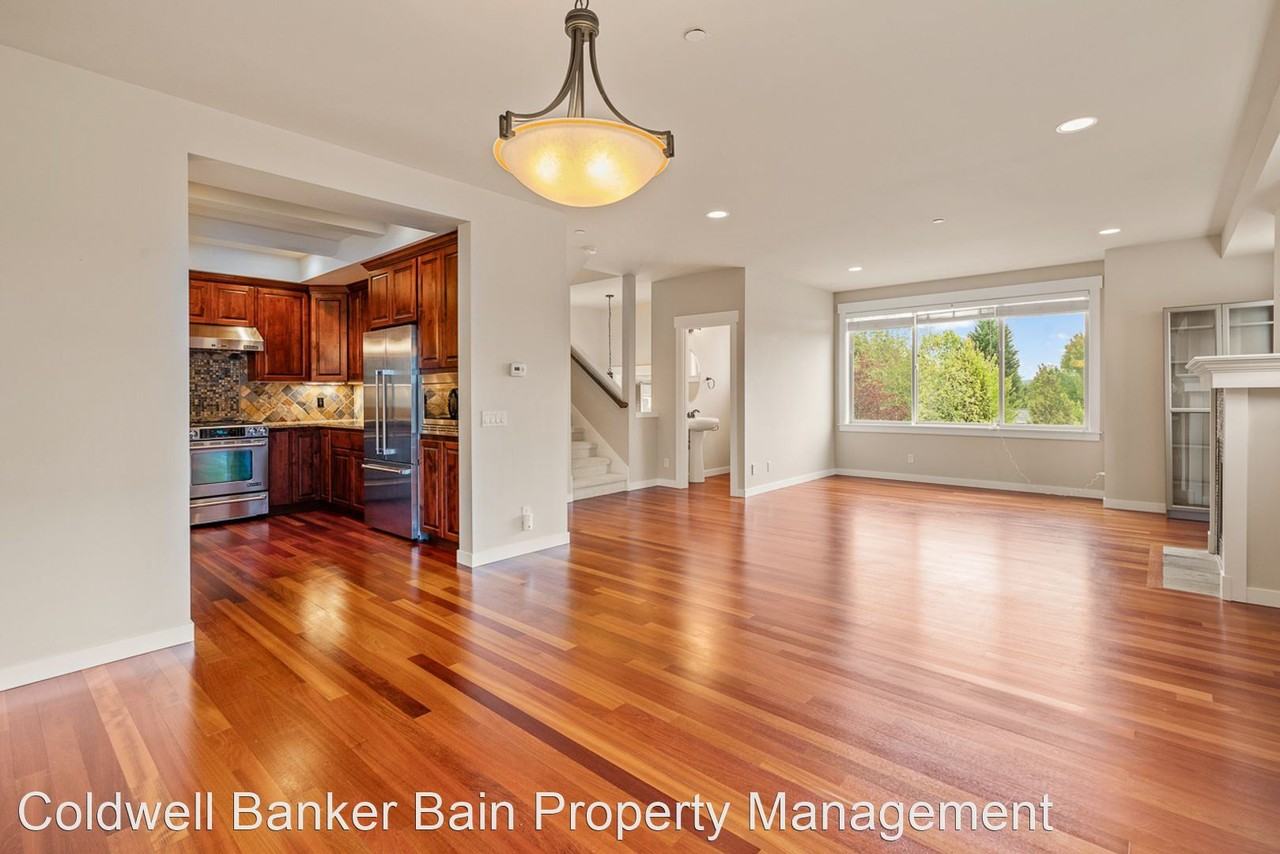 13327 Ne 152nd St - Photo 3 of 19