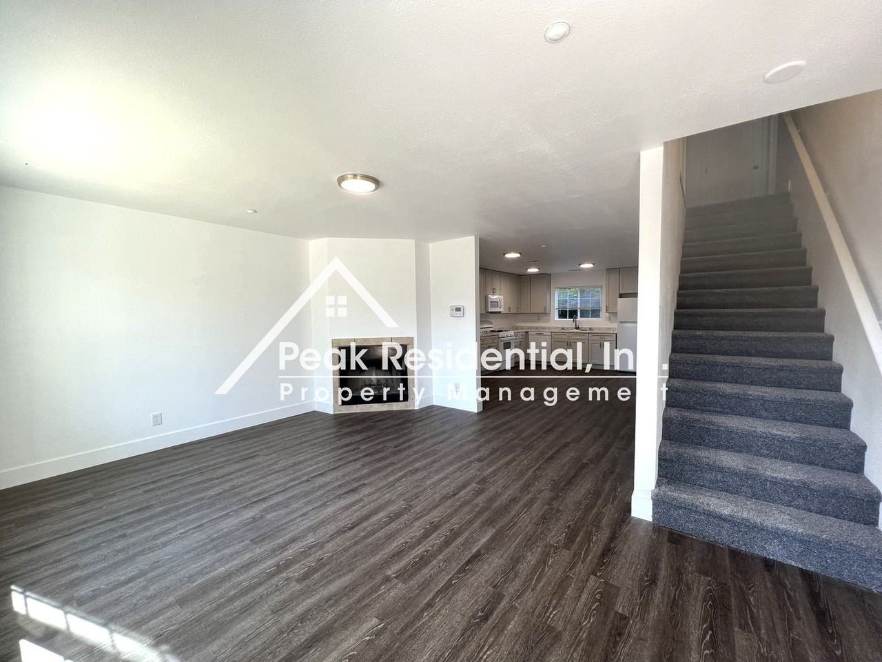 2924 31st St - Photo 3 of 42