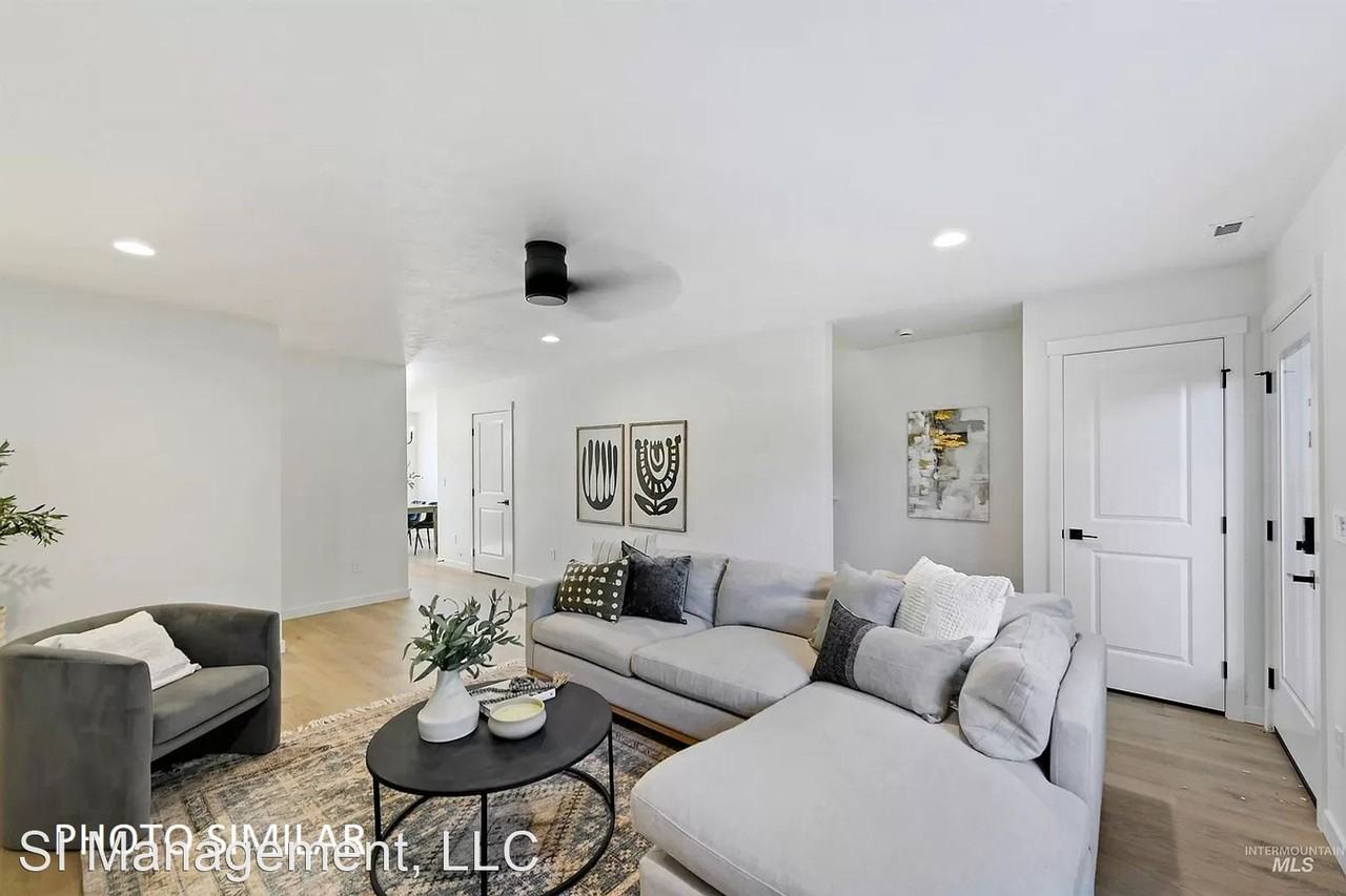 1224 W Ivywild St - Photo 3 of 17