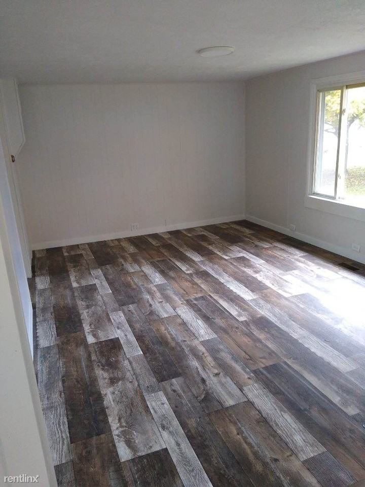 209 Gwinner St - Photo 2 of 7