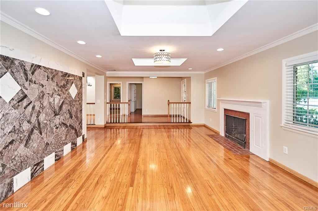 8502 Larkdale Rd - Photo 2 of 10