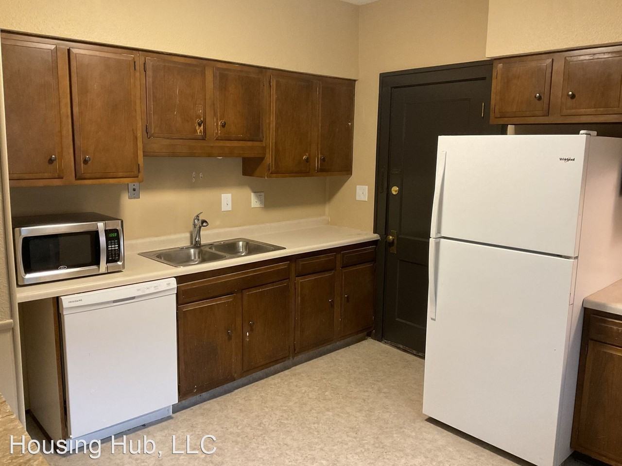 2097 Fairmount Ave - Photo 2 of 18