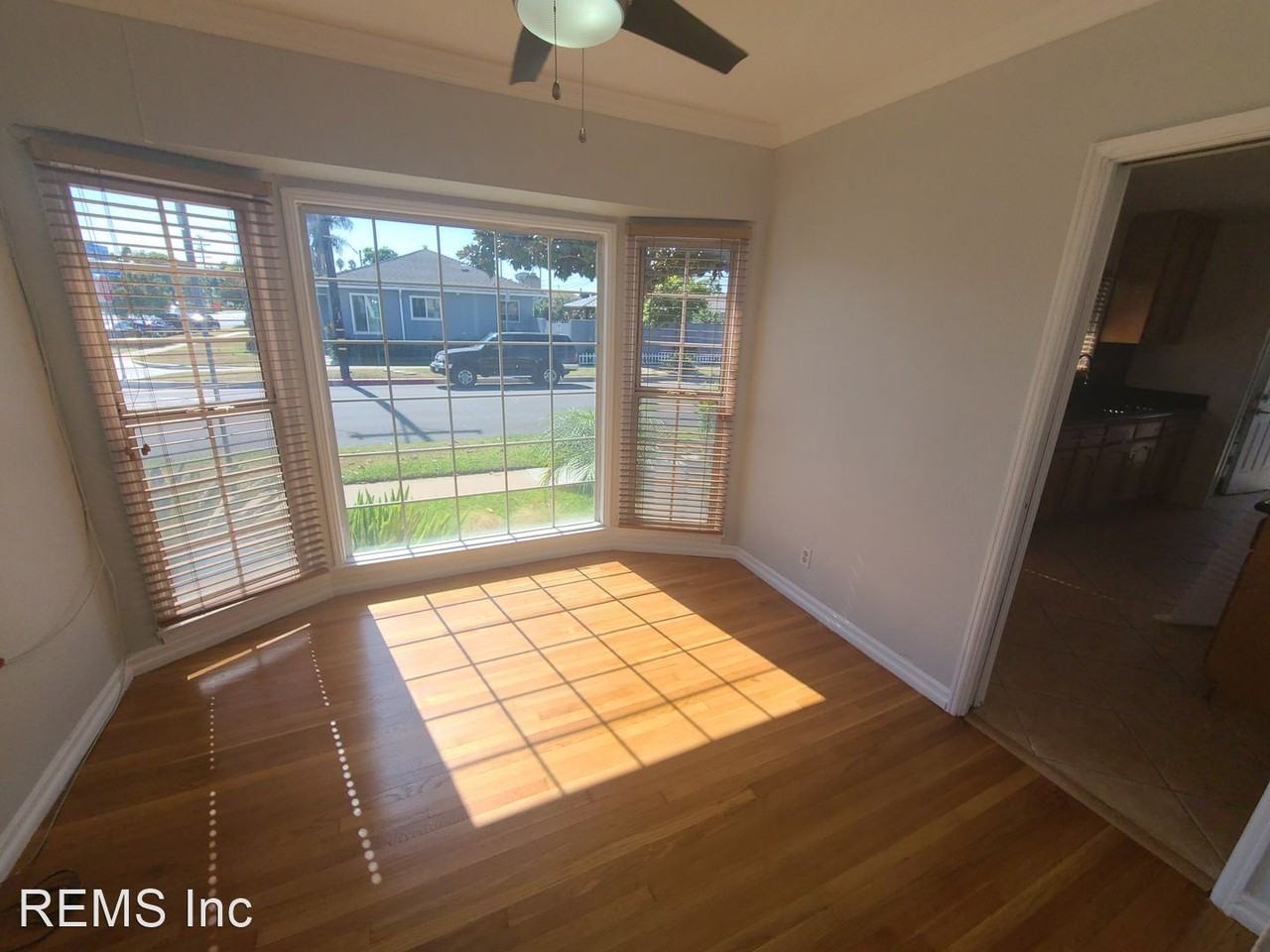 13719 S San Pedro - Photo 3 of 12
