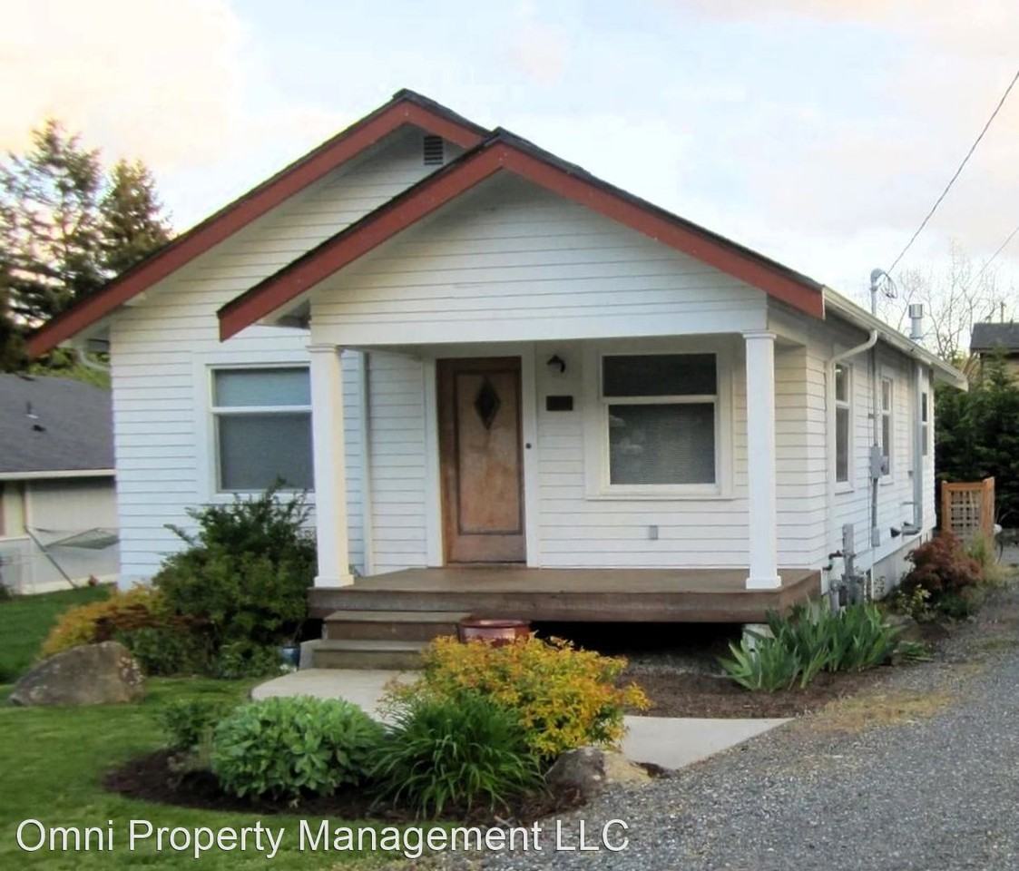 1912 Mill Ave - Photo 3 of 12