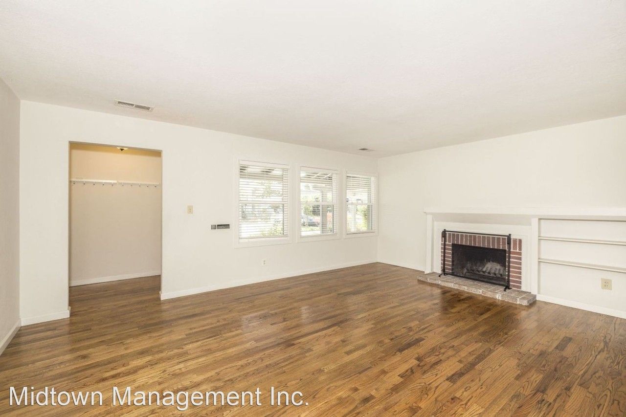 825 Colorado Ave - Photo 2 of 19