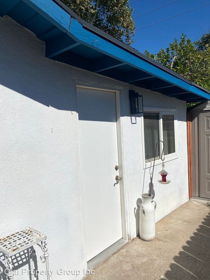 1414 Meadowbrook Rd - Photo 3 of 7