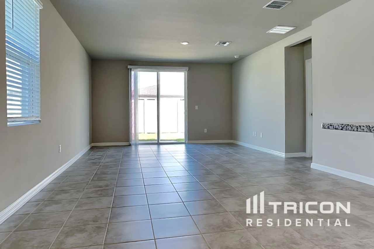 7128 Boggy Creek Pl - Photo 3 of 16