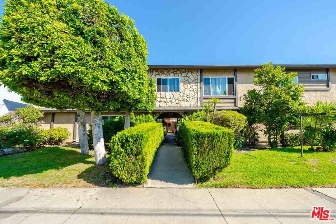 13343 Victory Blvd 3, Los Angeles, CA 91401 2 Bedroom Apartment for