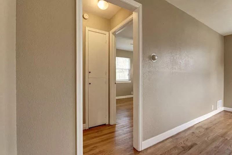 710 Macon St - Photo 6 of 26