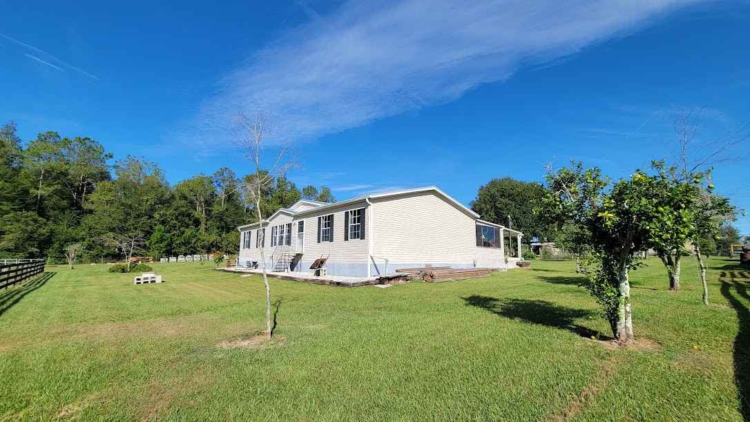 25745 Powell Rd - Photo 3 of 35