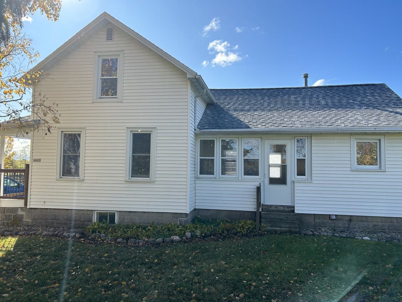 4965 W Breezewood Ln - Photo 3 of 23