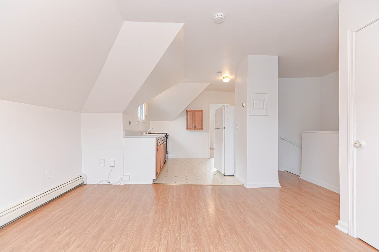 9 Union St - Photo 2 of 30