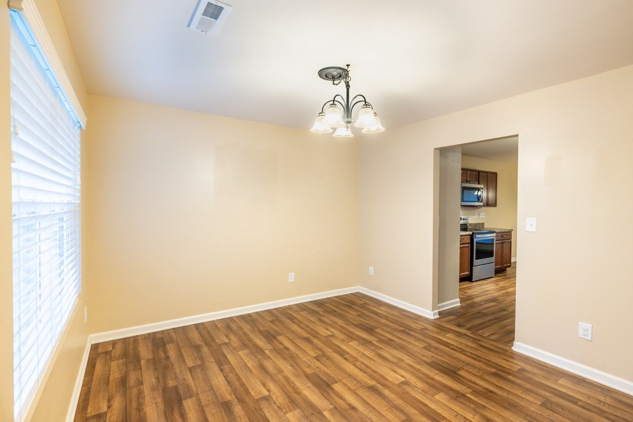 677 Buckskin Rd - Photo 3 of 27