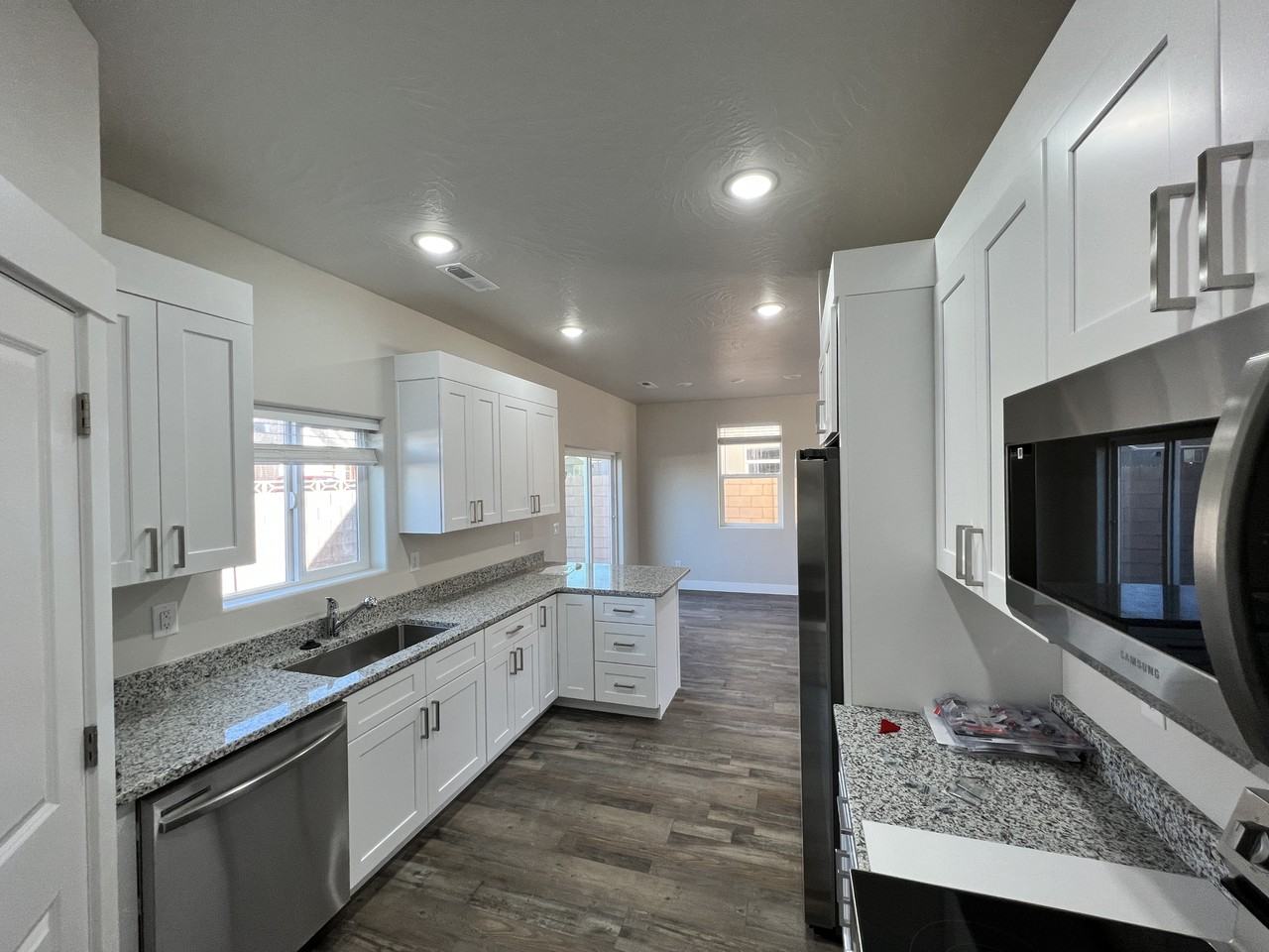 49 Se #2 - Photo 2 of 10