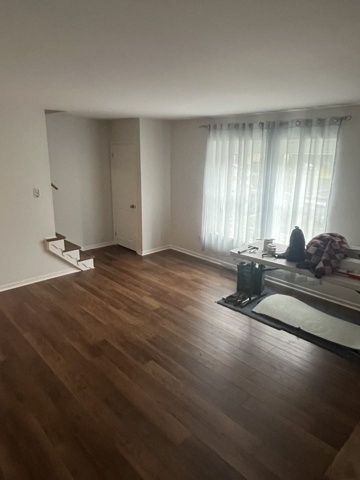 121 Theresa Ln - Photo 3 of 26