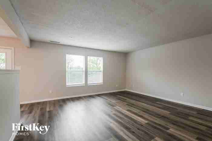 8365 S Firefly Dr - Photo 3 of 15