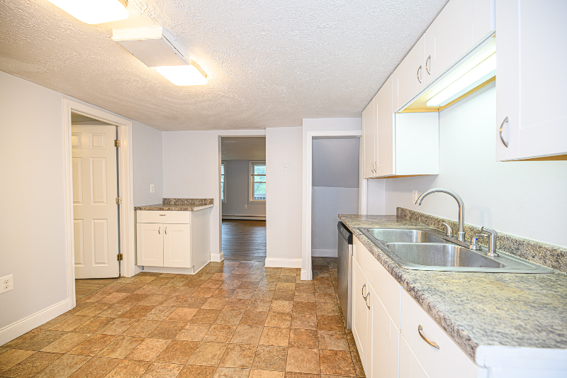 18 Central St #18 - Photo 3 of 7