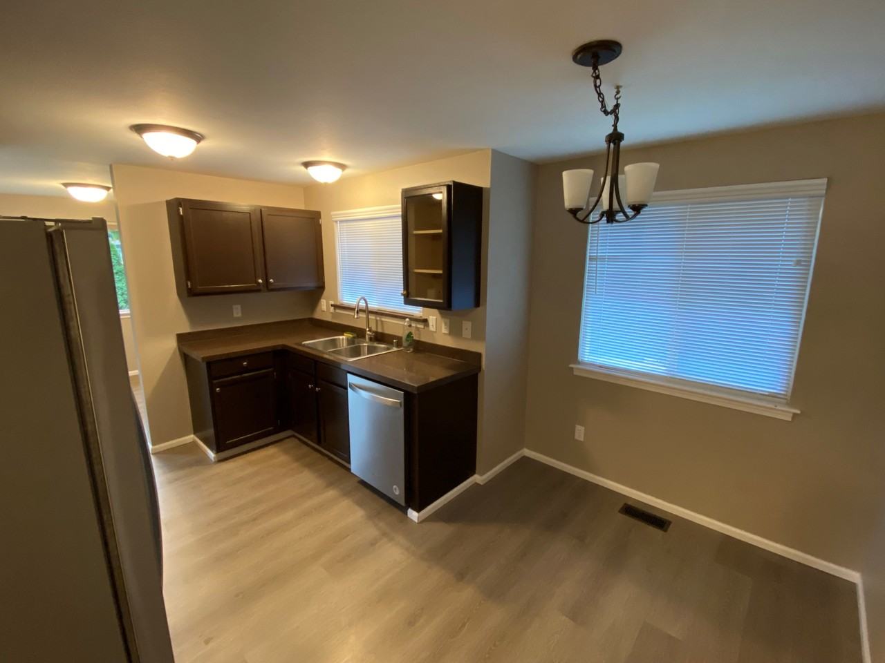 1304 Crystal Ln #NA - Photo 3 of 10