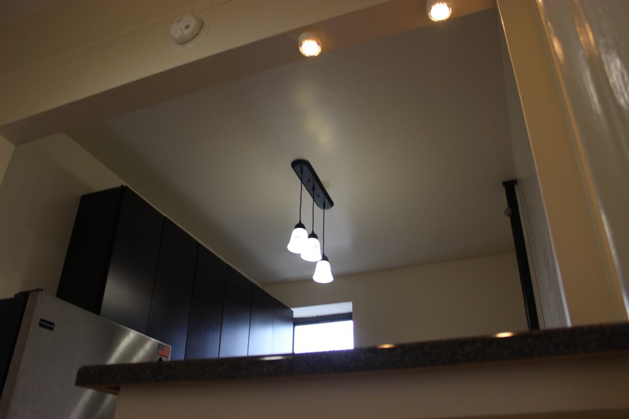 188 Parkside Ave #2c - Photo 2 of 9