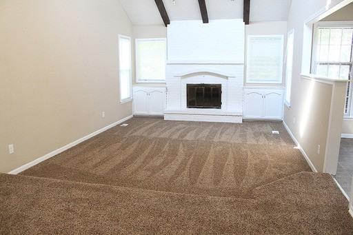 17308 E 37th Terrace - Photo 2 of 15