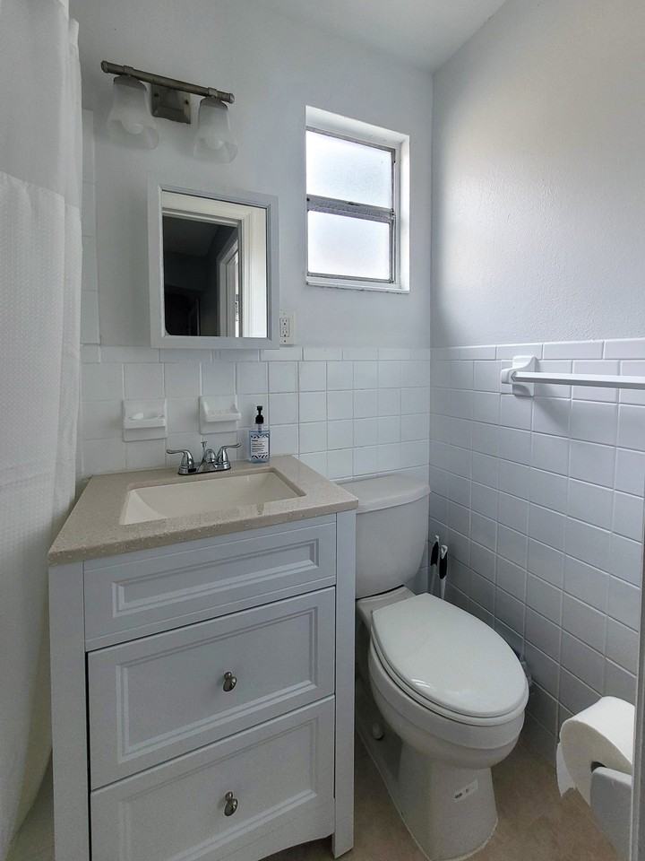 E 31st Ave - Photo 5 of 21