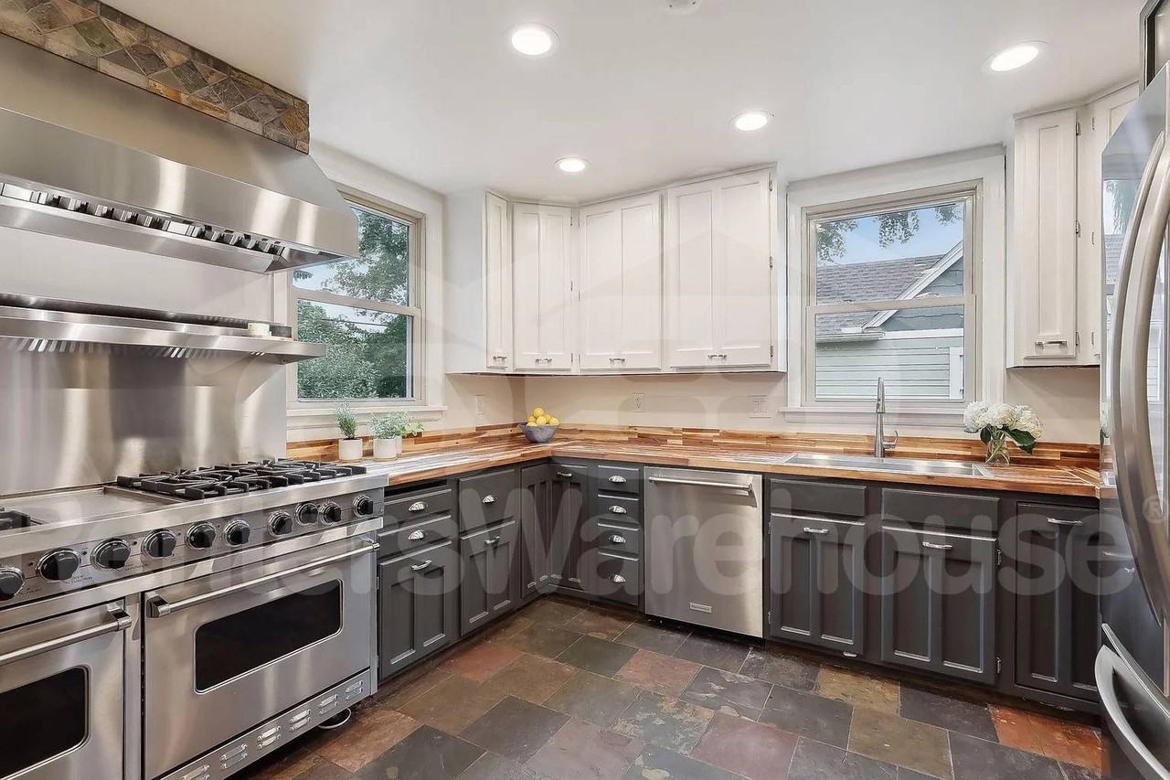 1834 Arona St - Photo 3 of 10