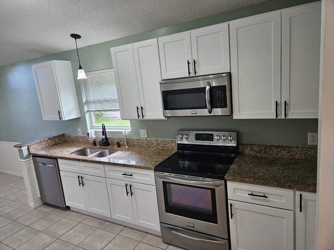 105 Brown Crane Court - Photo 2 of 12