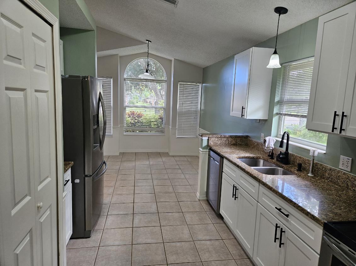 105 Brown Crane Court - Photo 3 of 12